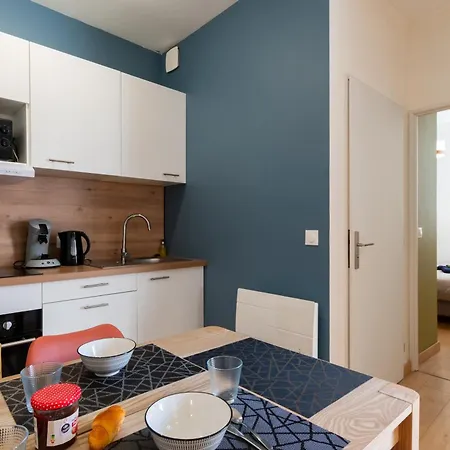 Апартаменти Le Jardin Secret - 9 Min Sanctuaires - Renove & Equipe - Calme Sur Cour - 4 Couchages