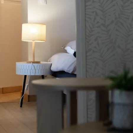 Le Jardin Secret - 9 Min Sanctuaires - Renove & Equipe - Calme Sur Cour - 4 Couchages