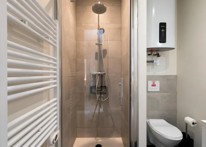 Appartement Le Jardin Secret - 9 Min Sanctuaires - Renove & Equipe - Calme Sur Cour - 4 Couchages Lourdes