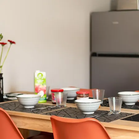 Le Jardin Secret - 9 Min Sanctuaires - Renove & Equipe - Calme Sur Cour - 4 Couchages *