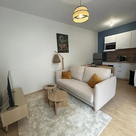 Le Jardin Secret - 9 Min Sanctuaires - Rénové&équipé - Calme Sur Cour - 4 Couchages